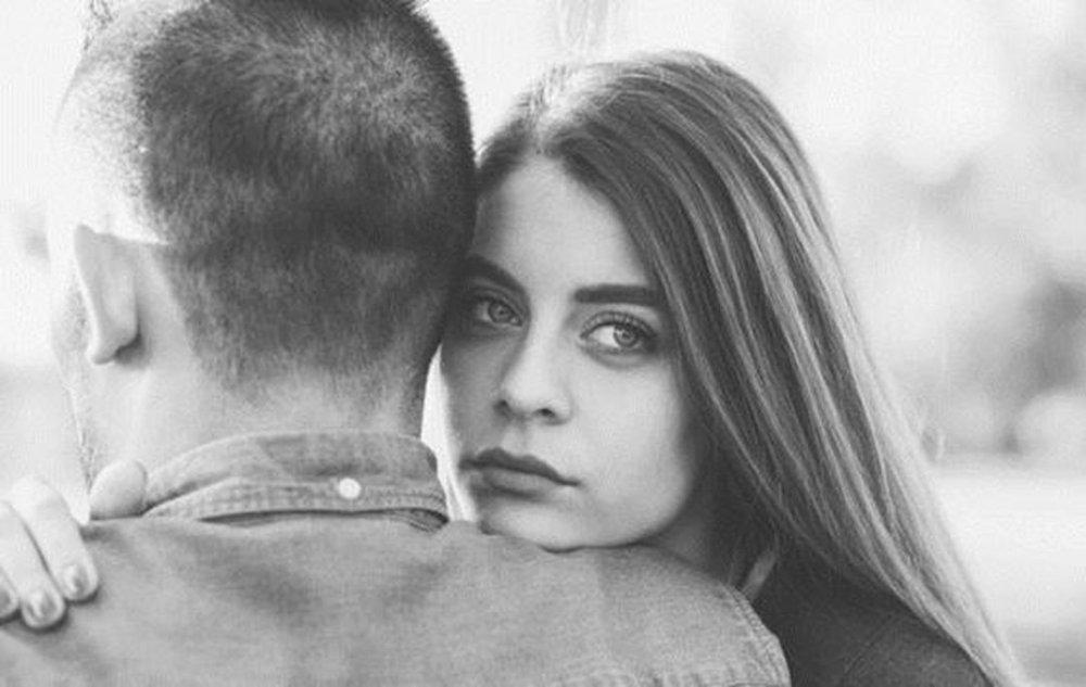 Mối Tình Bí Mật Với Chị Dâu - Secret Affair With Sister In Law